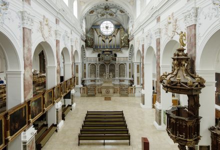 Denkmalpflege und Generalsanierung der St. Anna Kirche Augsburg